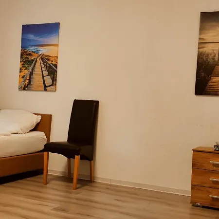 Apartment Othman Goettinger Strasse 63a Hannover